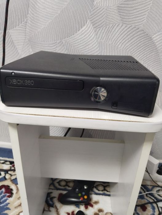 Продам приставку ХBOX-360