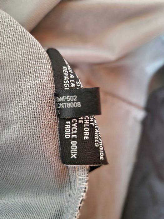 Яке DKNY (Donna Karan New York)