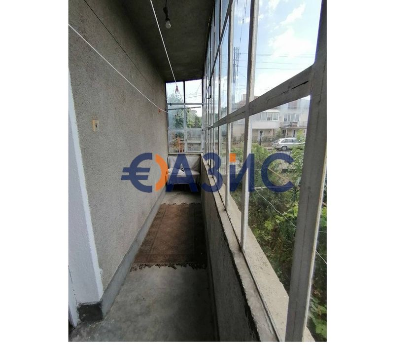 Къща 2-етажна-190 кв.м. + двор 420 кв. м., гр. Средец, обл. Бургас