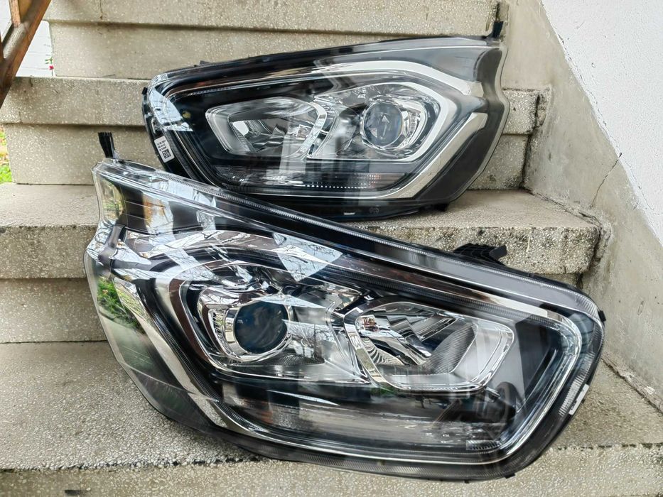 Фарове Ford Transit Custom ляв десен LED/Фарове Форд Транзит Оригиналн