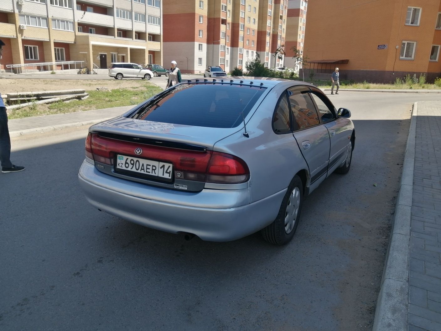 Mazda 626 ge Cronos