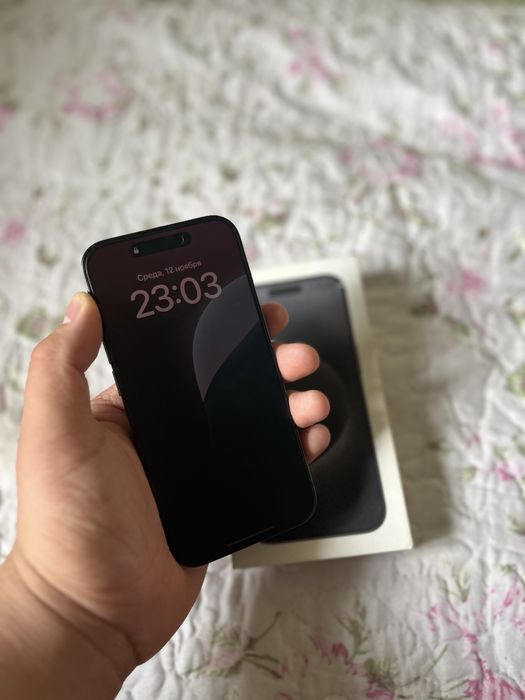 Продам Айфон 15 про