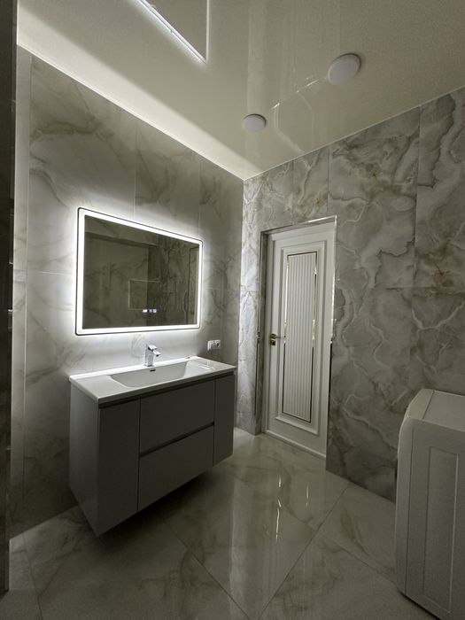 Продается 3/8/10 М.Космонавтов