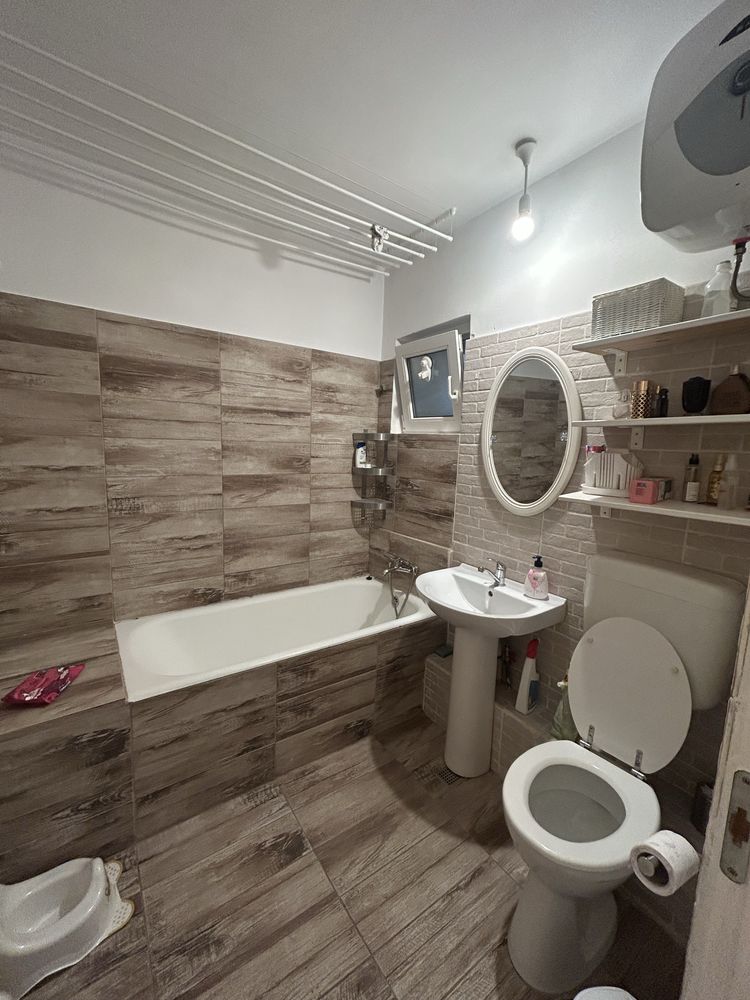 Vand  apartament 3 camere Calea Rahovei