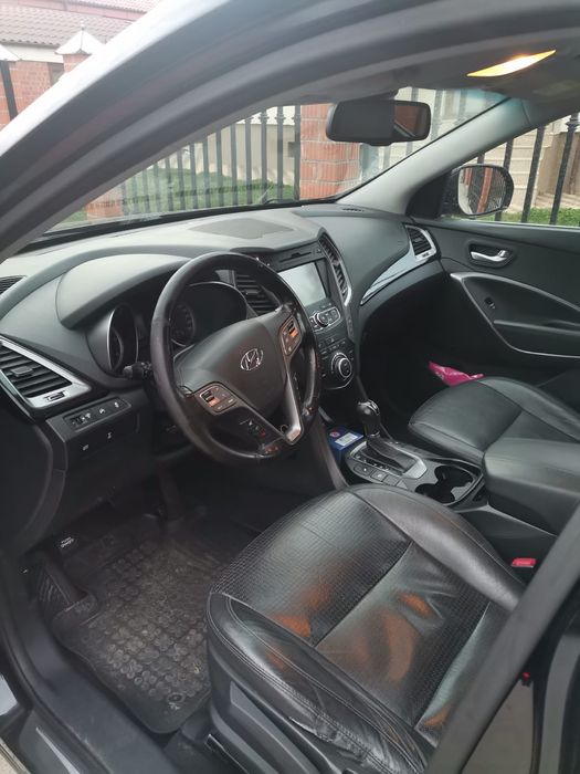 Hyundai Santa Fe, an 2015, 4x4