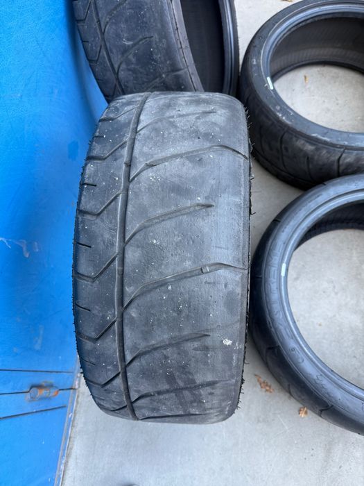 Семи слик 225 40 18