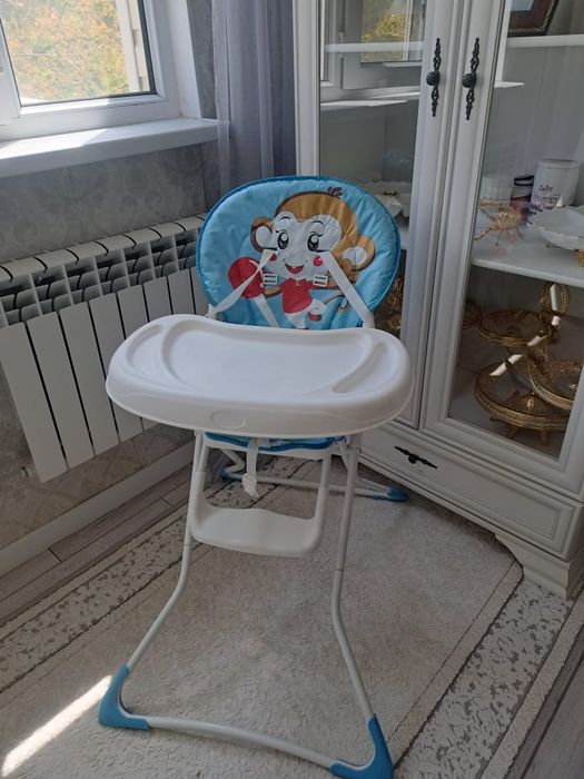 Стол детский для кормления