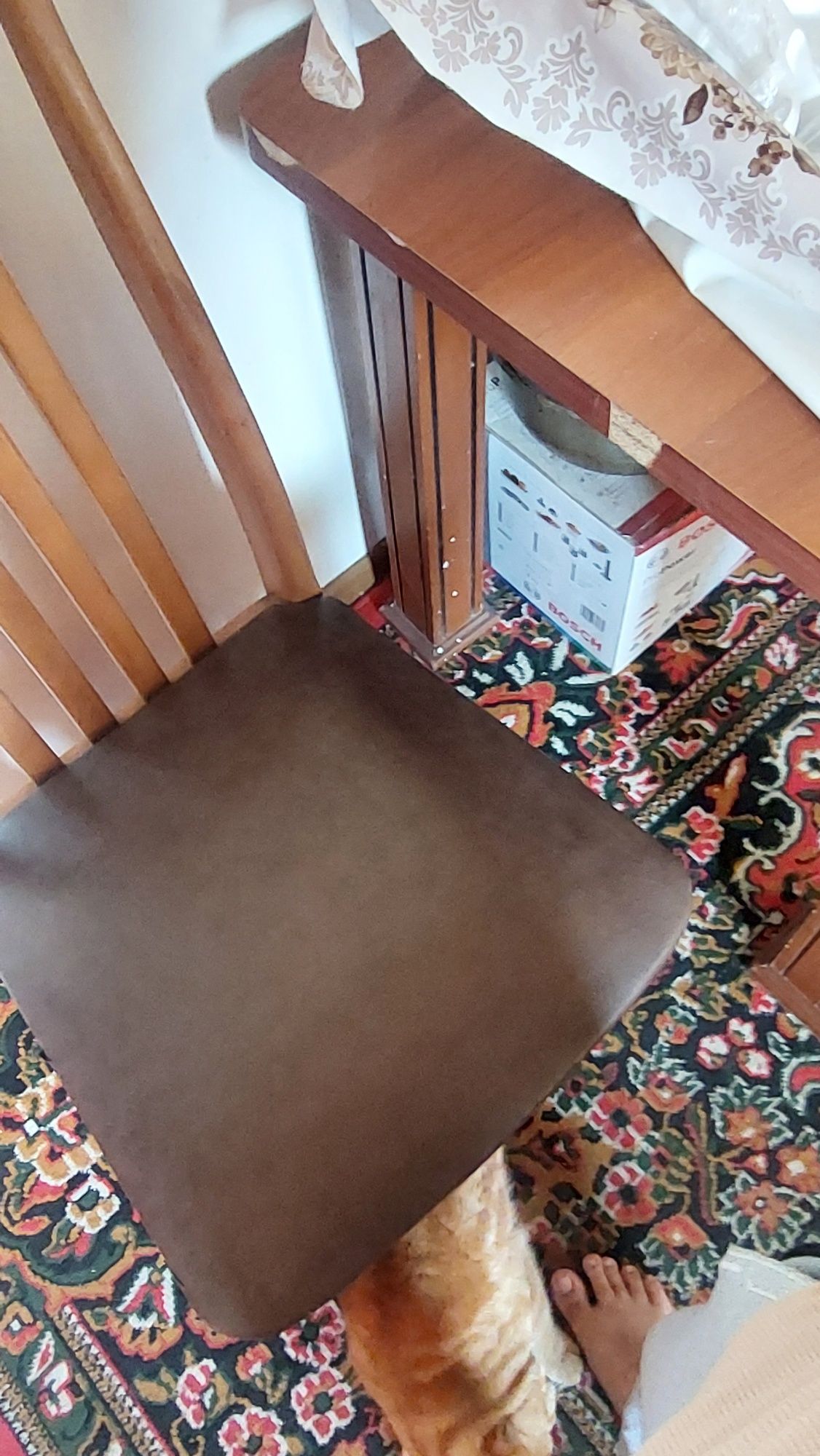 Stol va stullar yog'och