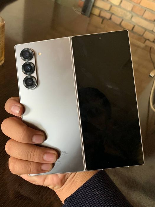 Samsung z fold 6