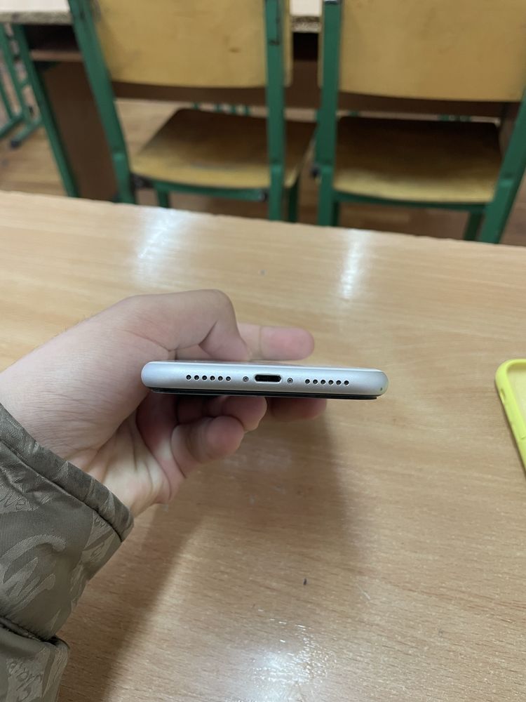 Iphone Xr срочно продаётся