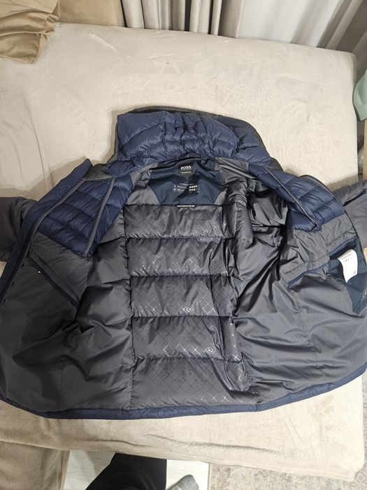 De vânzare Geaca , Costum (Hugo Boss)