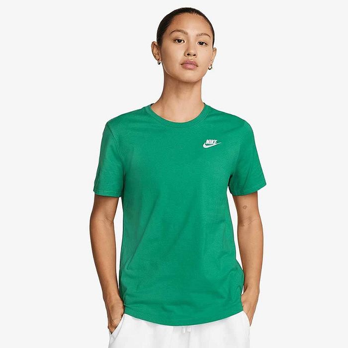 Дамска тениска Nike    .