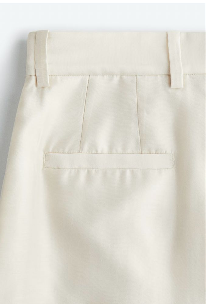 Pantaloni dama model deosebit
