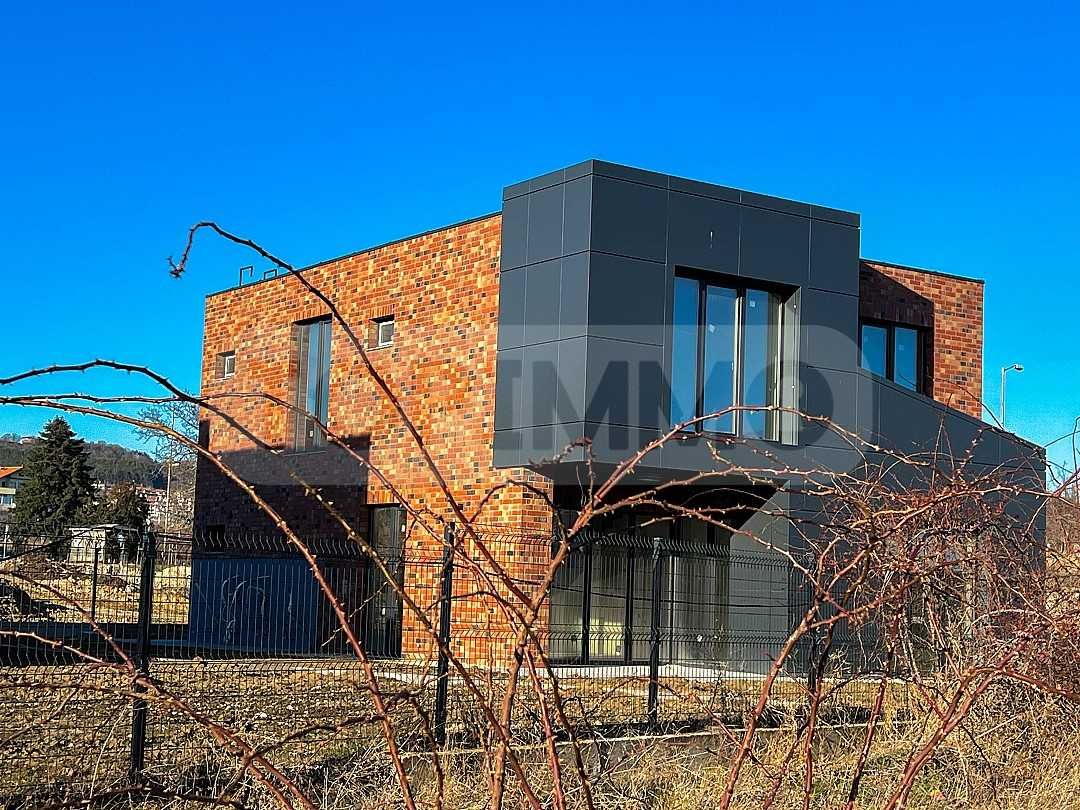 Продава се Къща в Варна, Виница - 223 кв.м за 1651 €/кв.м - Снимка #10