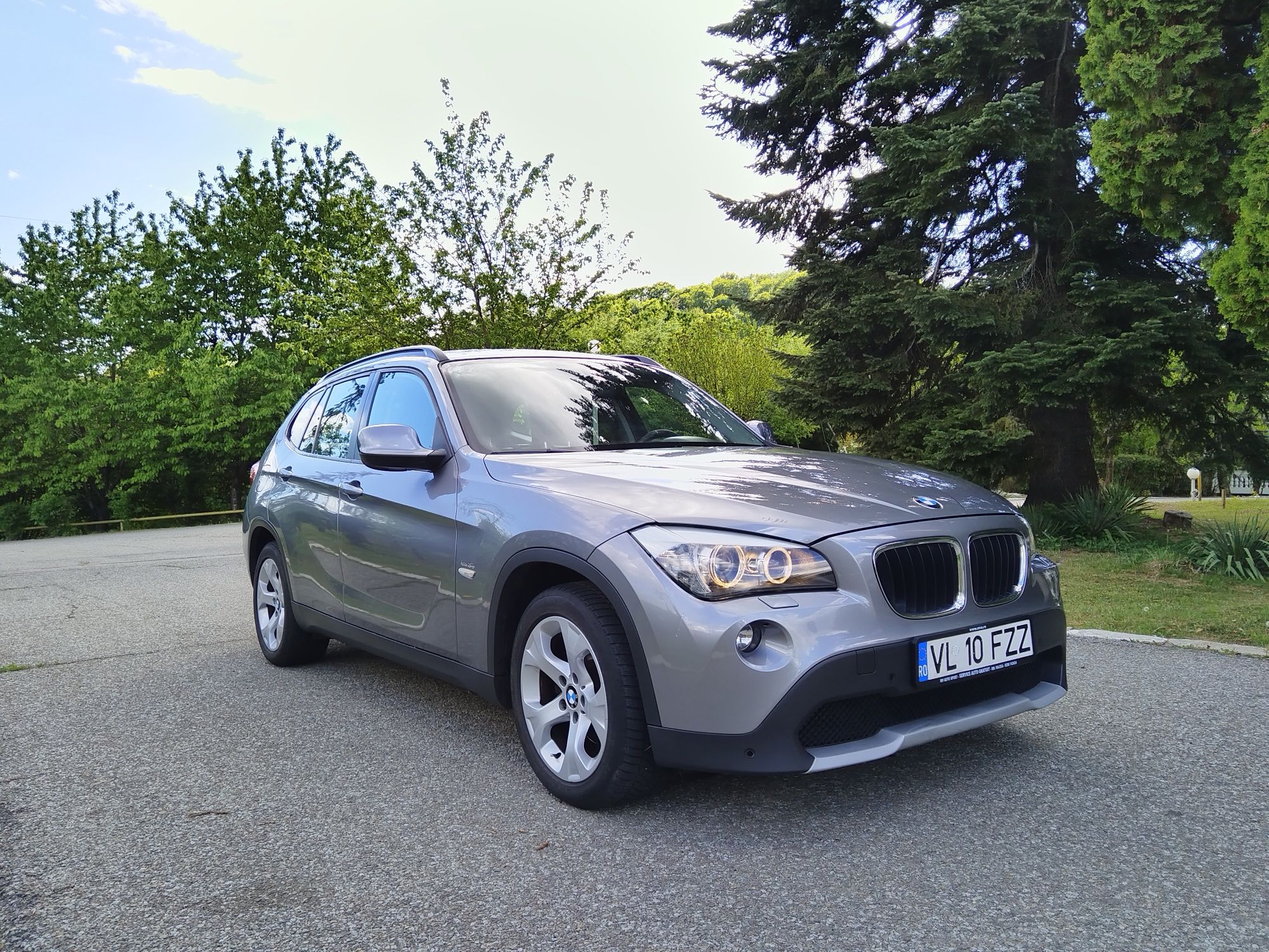 Bmw x1  4x4 Automat 2000 diesel an 2009