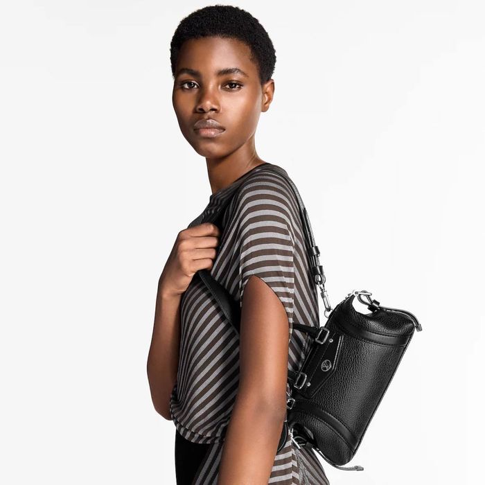 Geanta Louis Vuitton Nano Rider