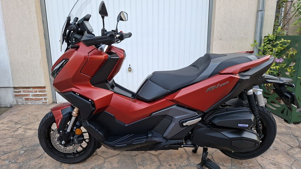 Vand Honda ADV 350