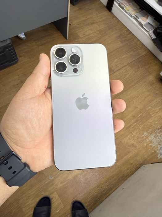 Продам iphone 15 pro max 256 Gb 88% состояние идеал