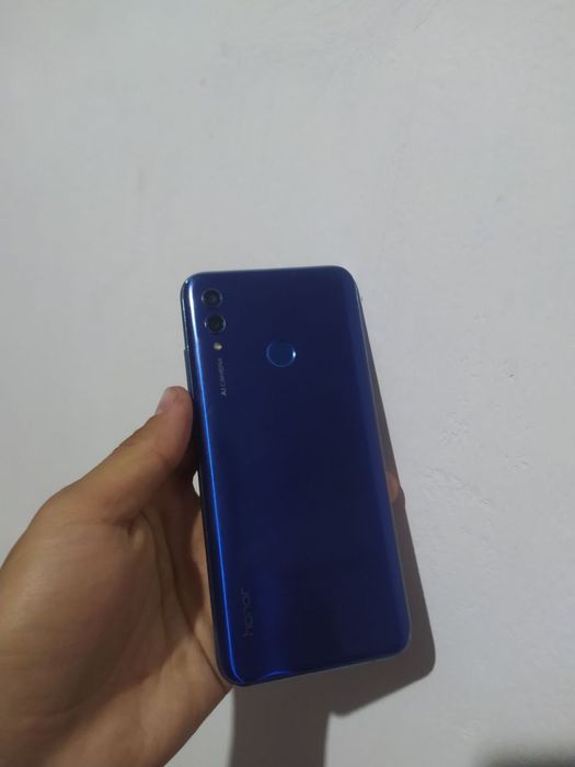 Honor 10 Lite sotiladi