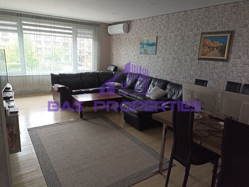 Продава се Многостаен апартамент в София, Малинова долина - 144 кв.м за 2098 €/кв.м - Снимка #2