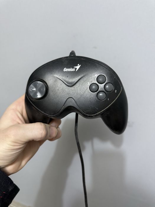 Джостик для PC Sega  Genius MaxFire G-08XU