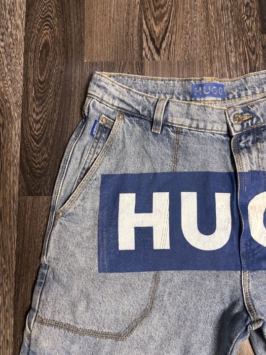 Къси дънки на HUGO