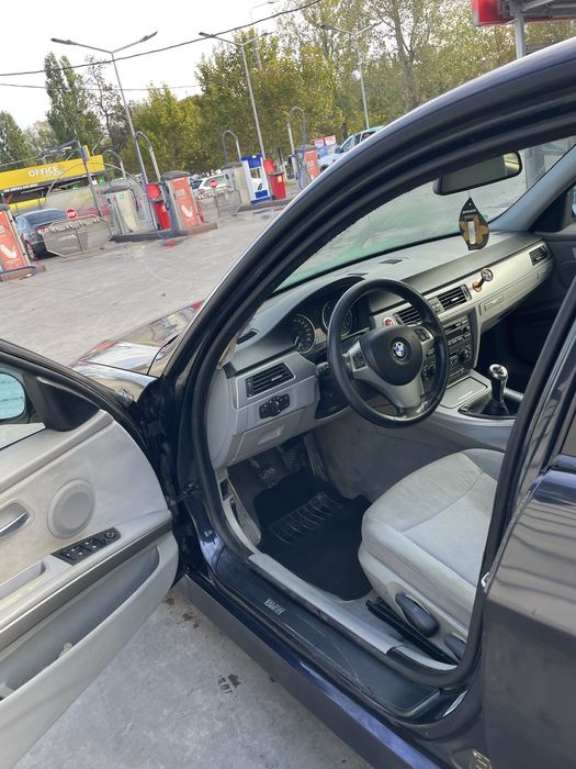Vand BMW Seria 3 E 90 320i