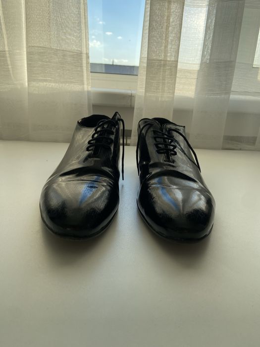 Pantofi lacuiti din piele naturala