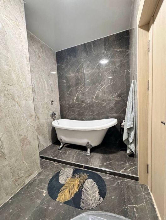 Продается 4 ком. квартира в жк Parisien