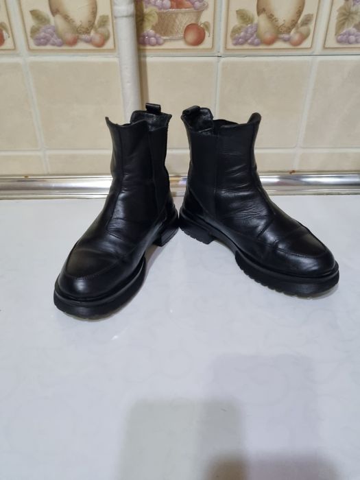 Женские ботинка Натуральный кожа 37 Размер