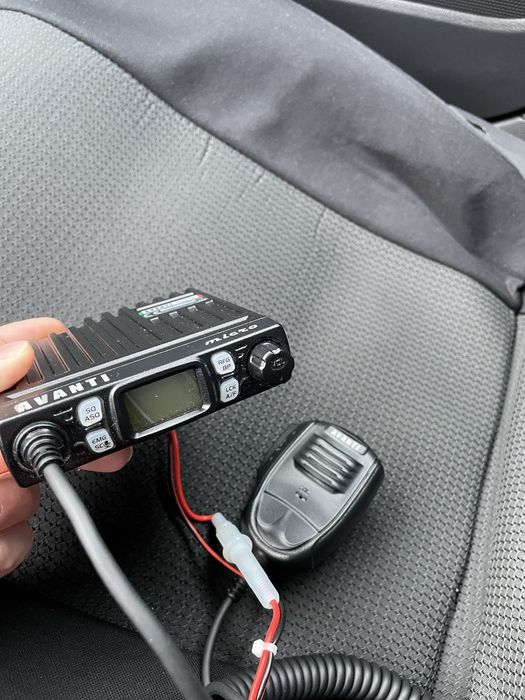 Vând statie radio cb Avanti Micro +Antena MEGAWAT