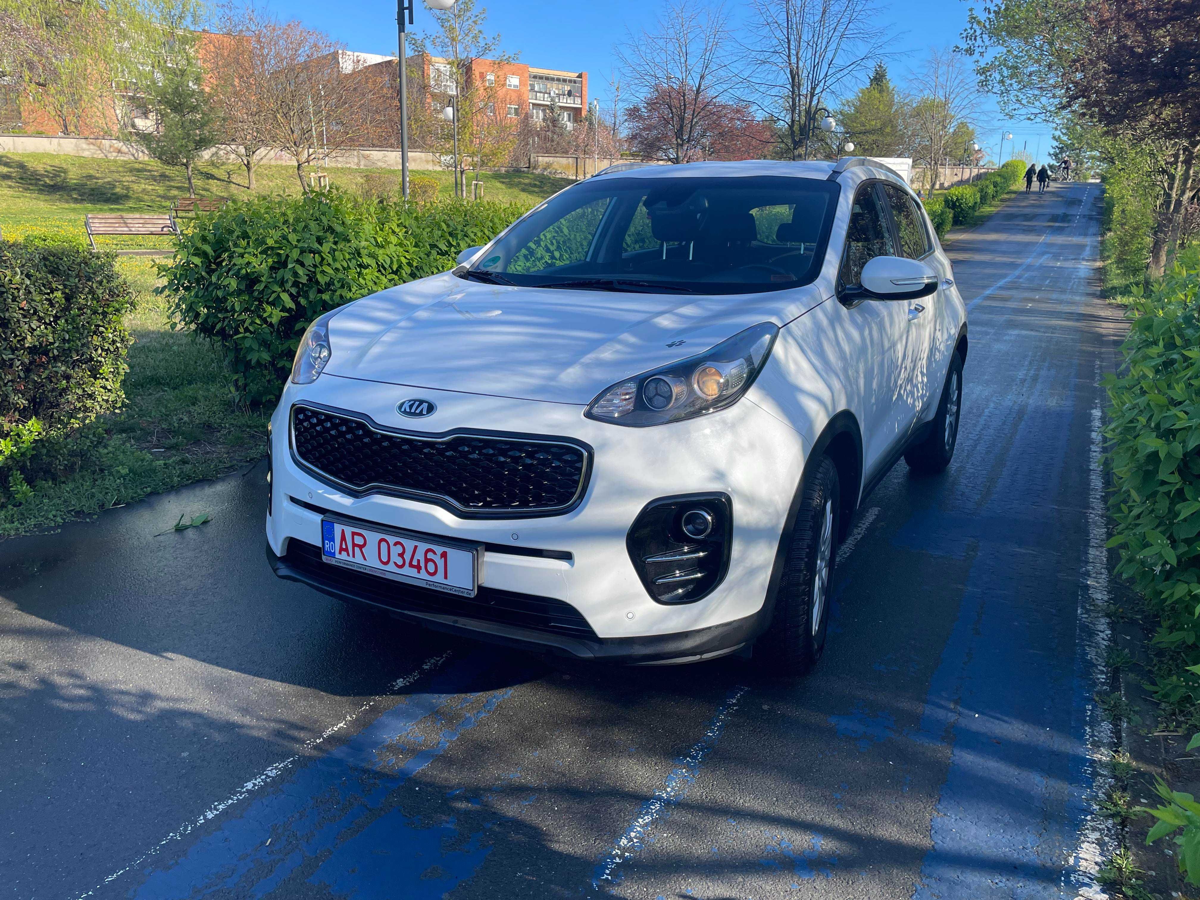 Kia   sportige 1.6 benzina an 2013