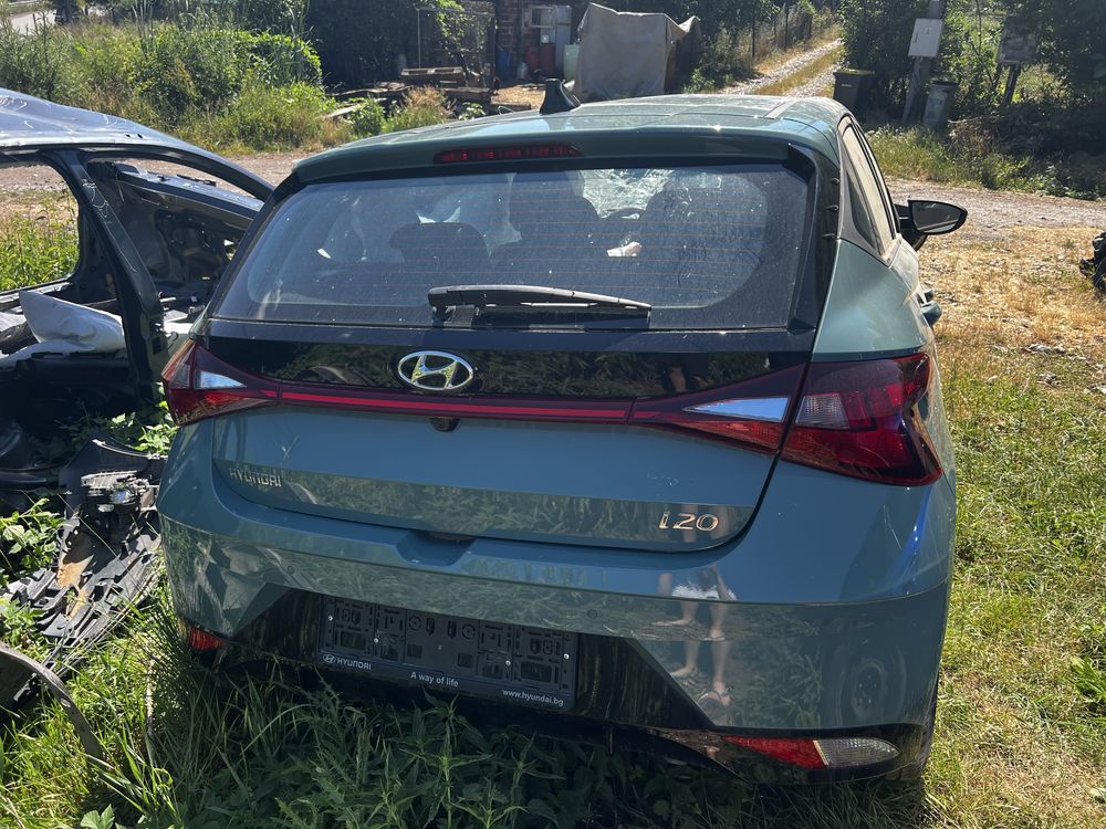 Hyundai i20 на части