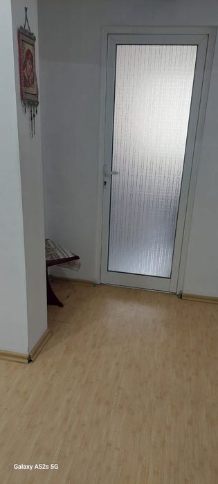 Închiriez apartament cu 3 camere in Pacurari complet mobilat