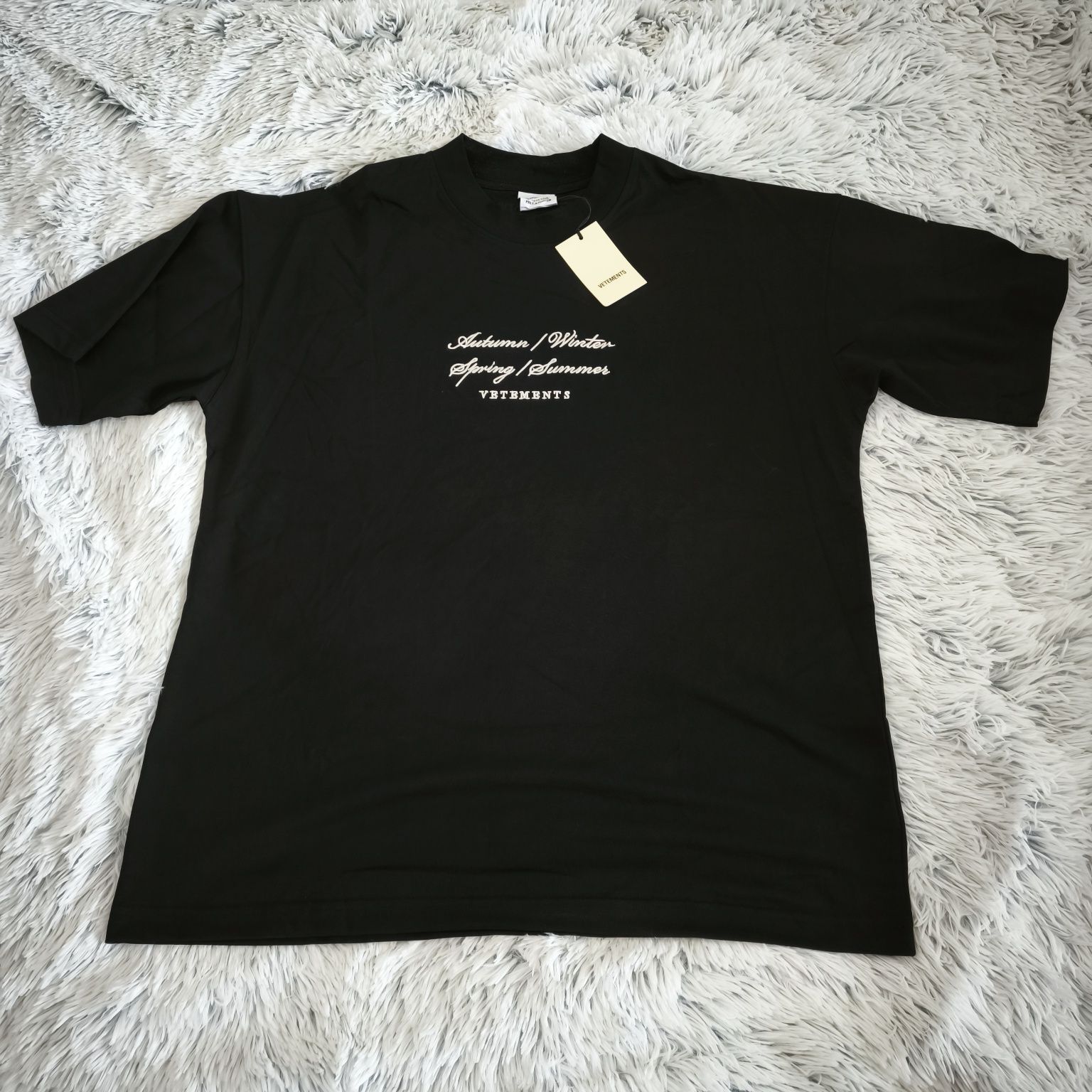 VETEMENTS тениска оувърсайз унисекс НОВА