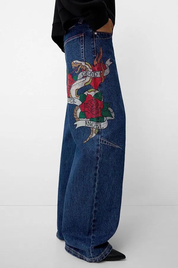Жестоки дънки Bershka нови