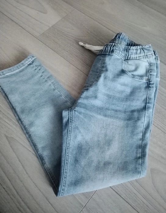 Blugi copii Reserved 134 cm si 140 cm