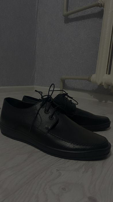 Продаются туфли большого размера