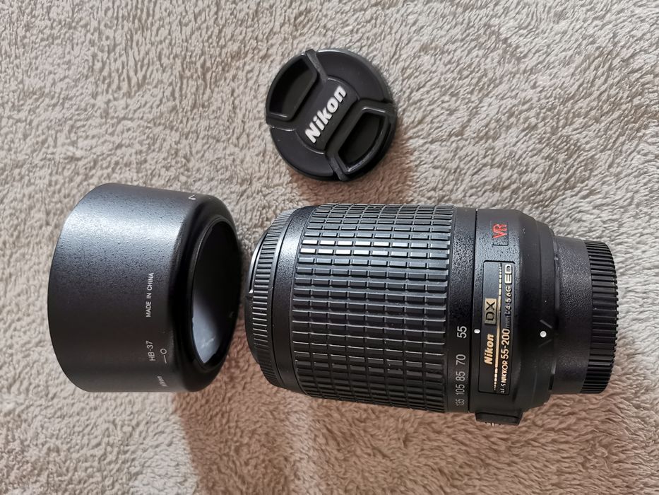 Nikon D3100 + obiective