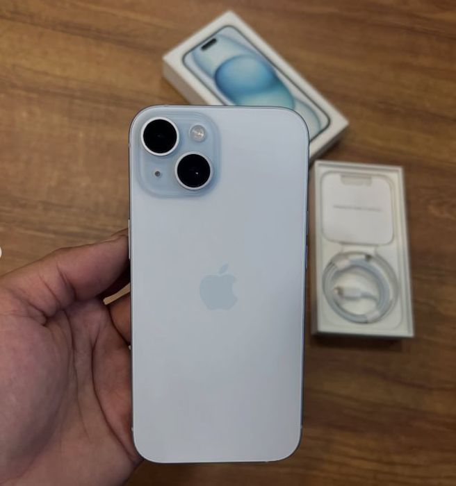 Идеальный iPhone 15 синий цвет с ёмкостью 100%
