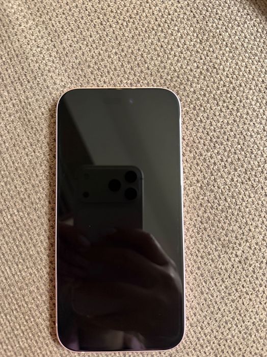 iPhone 15 128gb 90% battery Pink