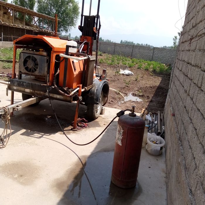 Буровой апарат..