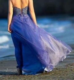 Ефирна бална рокля, цвят лавандула
