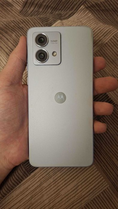 Motorola G84 12GB RAM 256GB памет още в гаранция