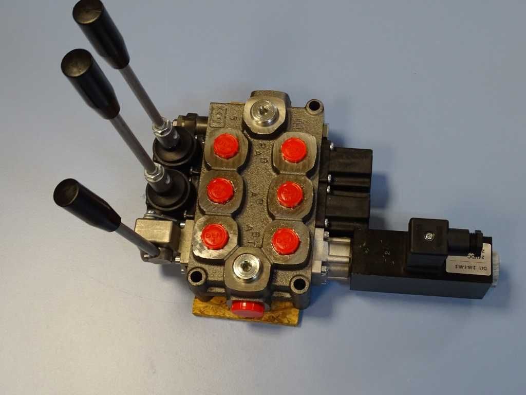 Хидравличен разпределител Galtech Q25 monoblock valves 3 spool