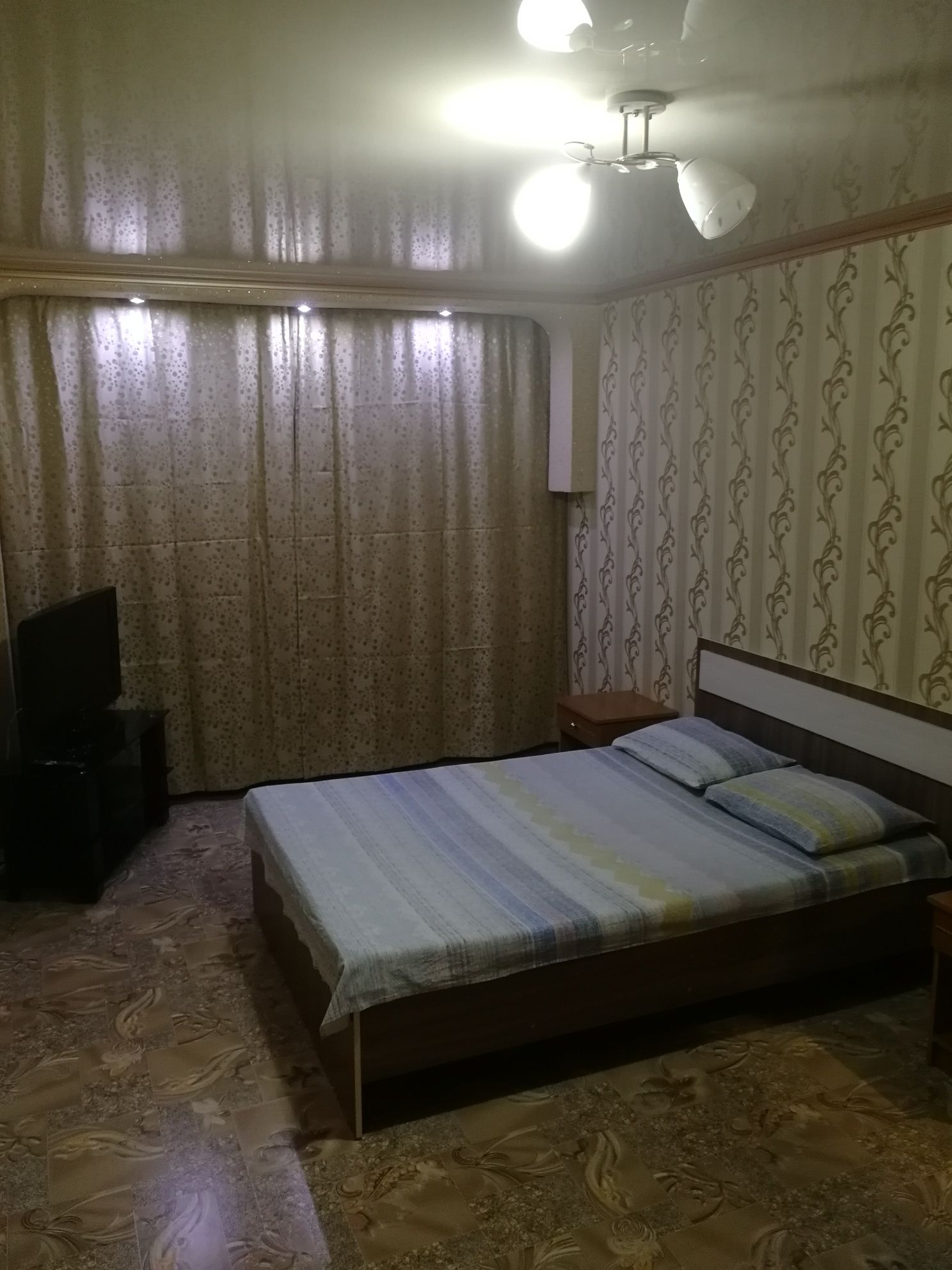 Сдам 1 комн кв. WiFi. угол Назарбаева Толстого