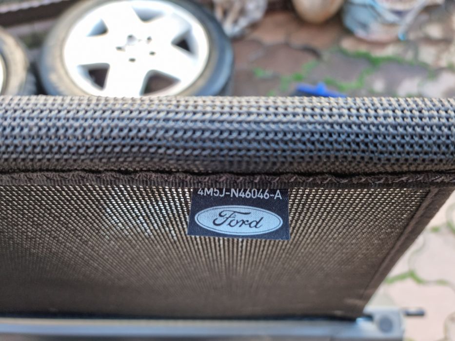 Rulou despărțitor ford focus 2