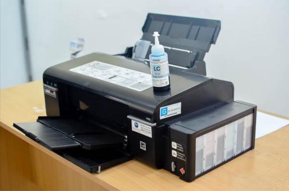Epson L800 printer sotiladi