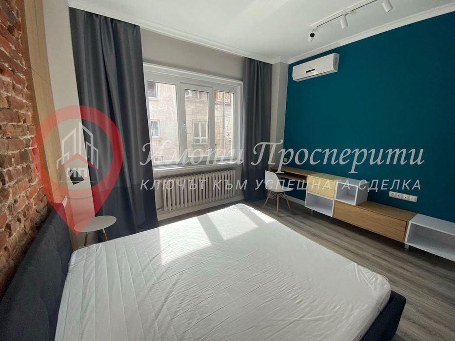 Дава се под наем Двустаен апартамент в София, Център - 68 кв.м за 990 € - Снимка #9