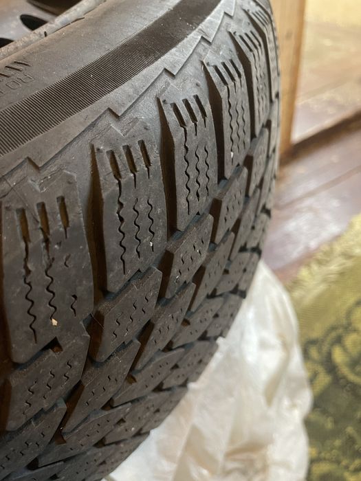 Vand 3 jante+anvelope de iarna si 1 fara anvelopa